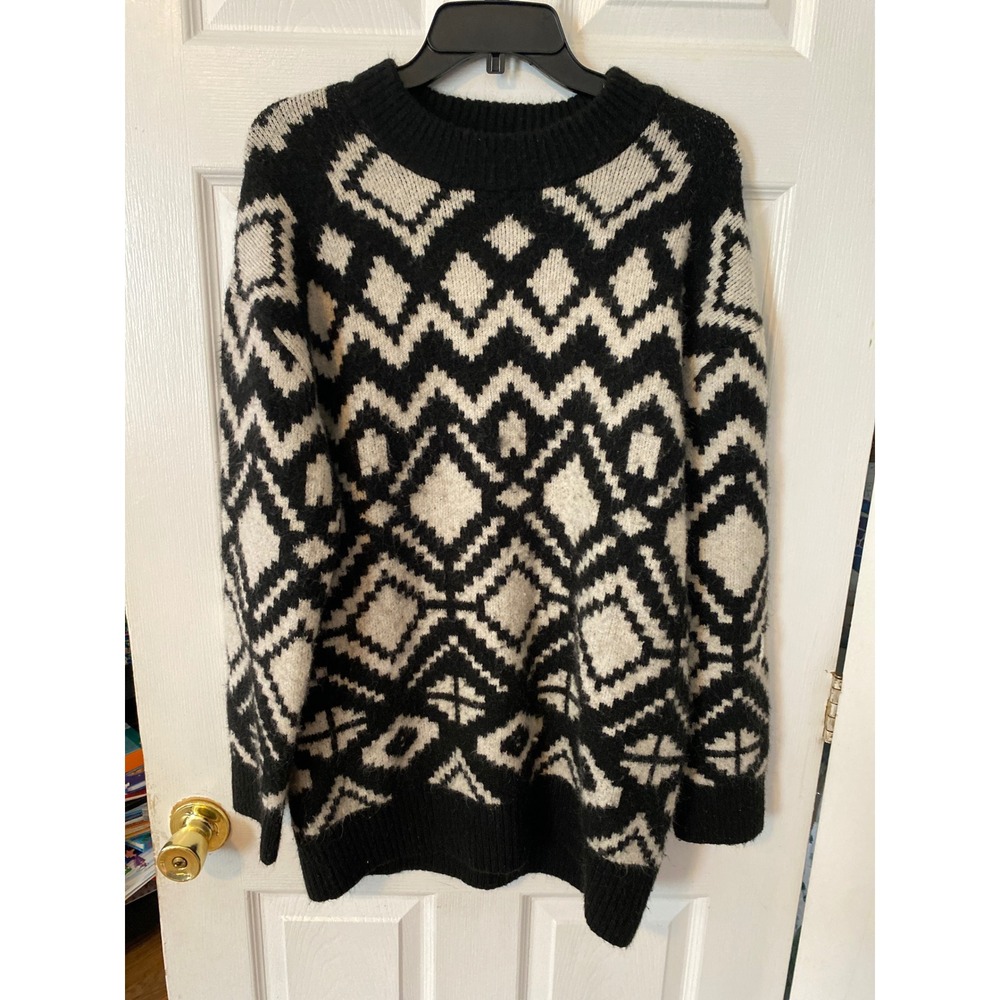HM Black White Geometric Knit Sweater Oversized Crew Neck Small